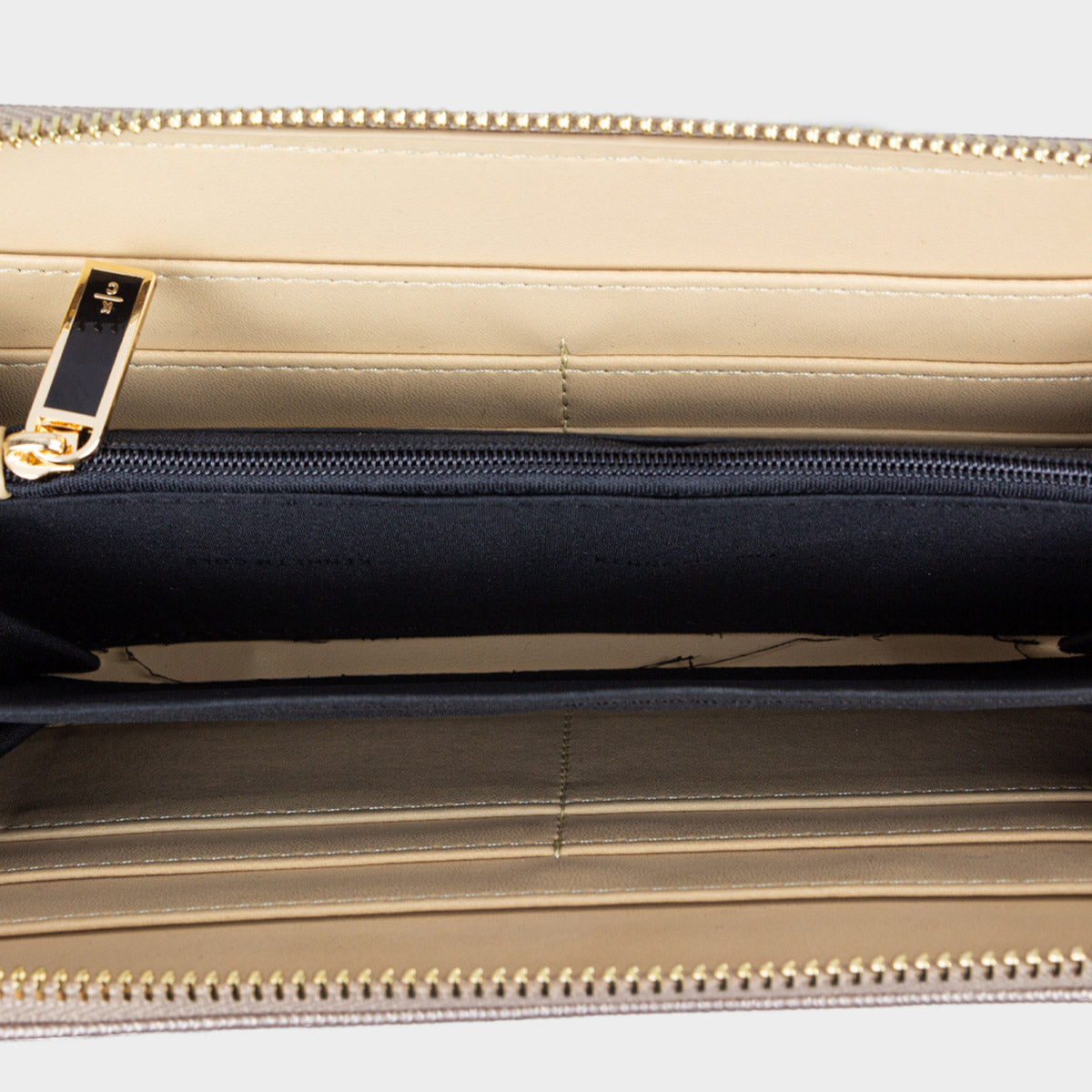 Clazzy Wallet Zip Around Para Mujer