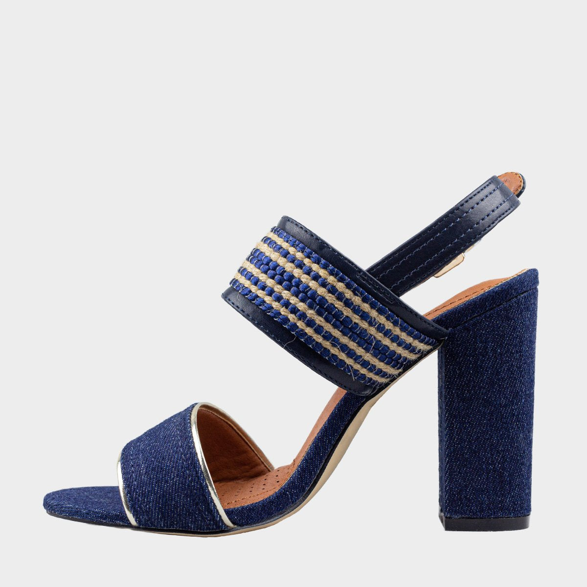 Lucky Sandal Sandalia