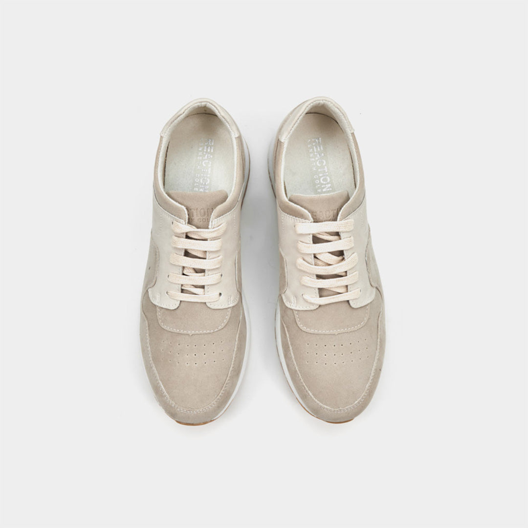 The Weekender Sneaker