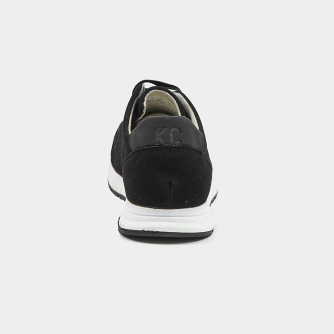 The Weekender Sneaker