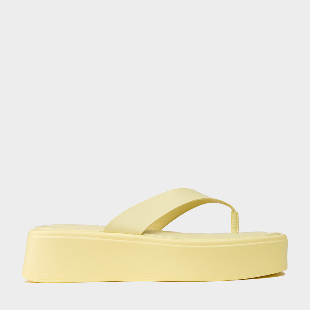 CHLOE THONG FLATFORM